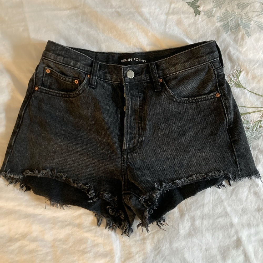 denim forum aritzia black shorts size 25